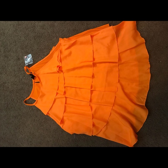 Orange layered tank - Picture 2 of 2